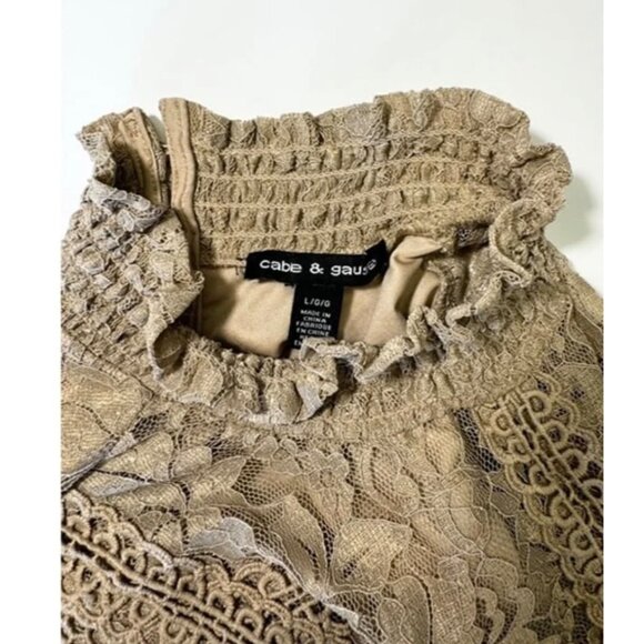 Cable & Gauge Top L Beige Lace Sleeveless High Neck Blouse Ruffle Detail - Picture 4 of 7